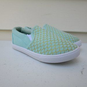 Okilol Toddler Shoes Slip On Canvas Sneakers, Size 9